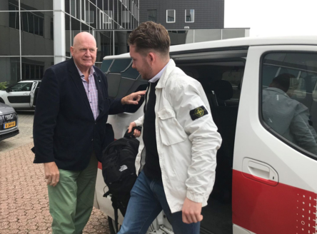 Interview met 65plus vedette Theo: “Geef senioren een kans”