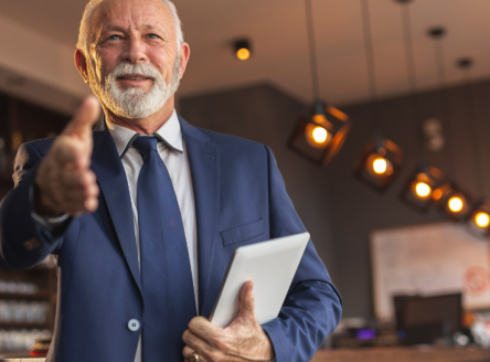 Tijd om nu echt af te rekenen met vooroordelen over werkende 65-plussers